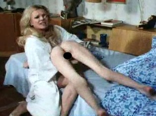 Родители строго наказали дочь за мастурбацию, а отчим воспользовался ситуацией